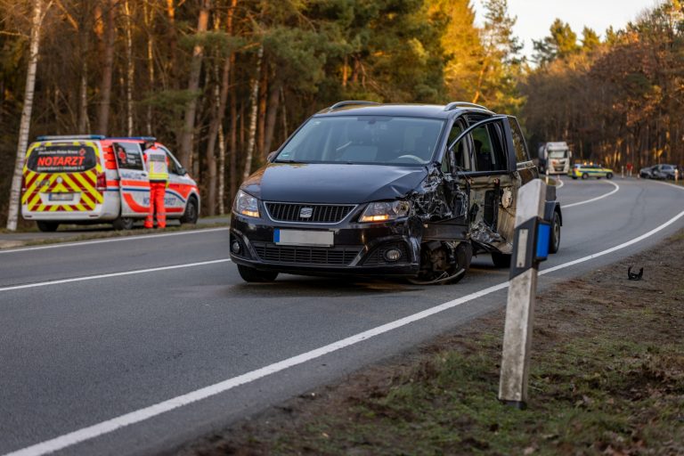 Verkehrsunfall auf der B216 – im Mausetal