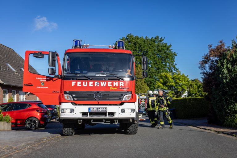 Brandgeruch in Mehrfamilienhaus